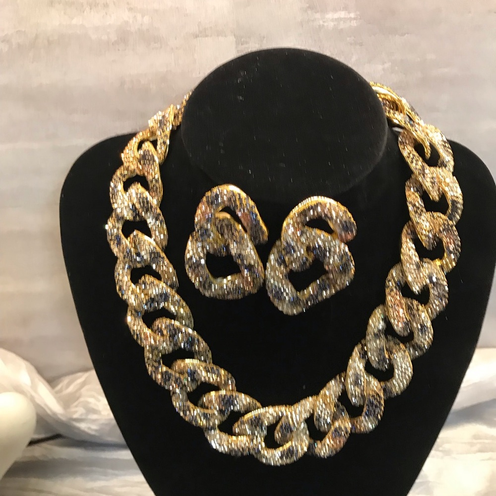 Gold and Black Statement Necklace and Earring Set - Picture 13 of 16